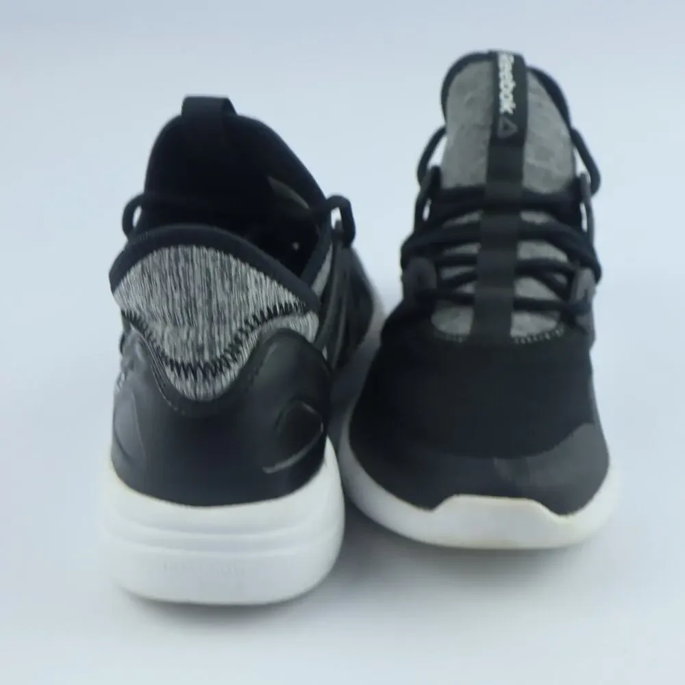 Reebok Hayasu Black Women Size 8.5